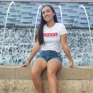 Meet your Posher, Maria